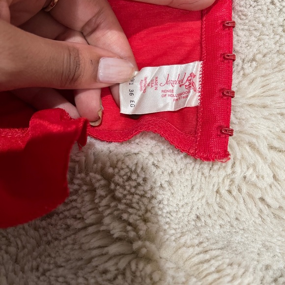 Red Corset - Picture 3 of 4